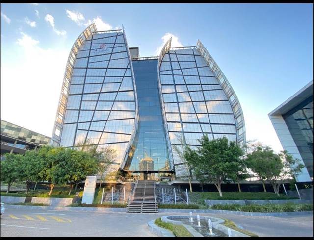 1,600M² OFFICE TO LET IN SANDTON CENTRAL