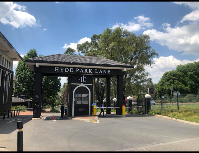 86M² OFFICE TO LET IN HYDE PARK