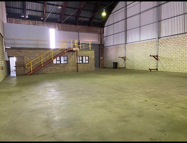 460M² WAREHOUSE TO LET IN DRIEHOEK