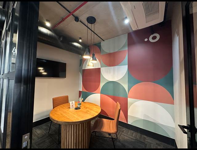 62M² OFFICE TO LET IN ROOIHUISKRAAL NORTH