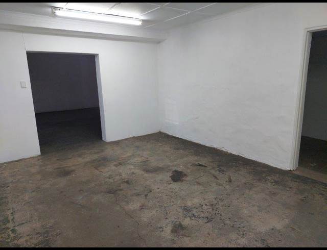 235M² BUILDING RENTED IN PIETERMARITZBURG CENTRAL