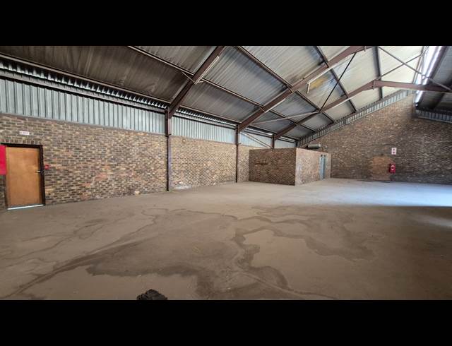 343M² FACTORY TO LET IN ANDERBOLT