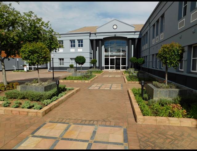 315M² OFFICE TO LET IN ILLOVO