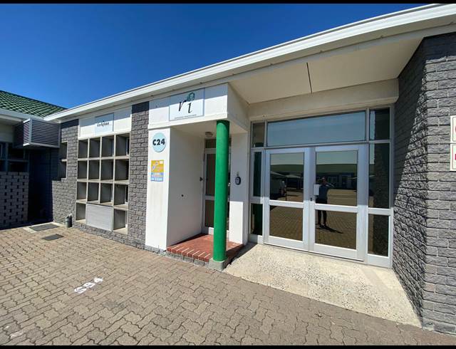 100M² OFFICE TO LET IN NDABENI