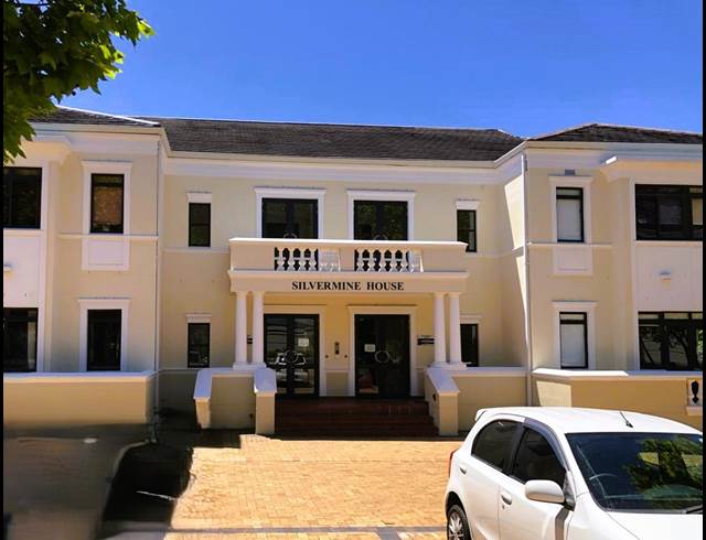 236M² OFFICE TO LET IN STEENBERG