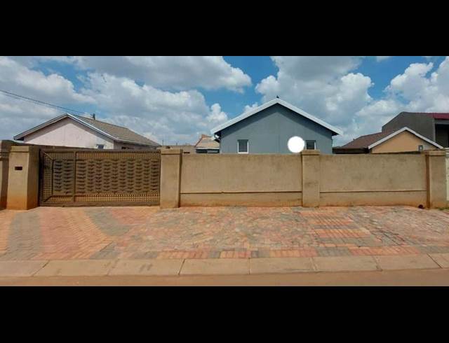 2 BEDROOM PROPERTY TO RENT IN PROTEA GLEN