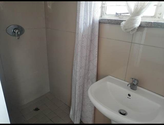 1 bed property to rent in MONDEOR