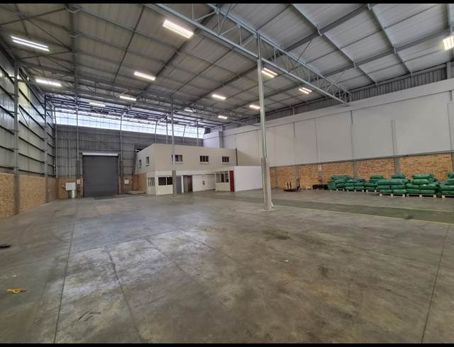 1,166M² WAREHOUSE TO LET IN LINBRO PARK