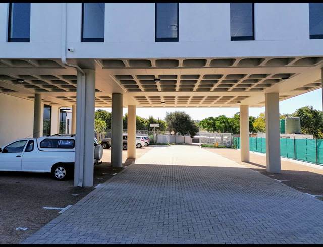 142M² OFFICE TO LET IN DURBANVILLE CENTRAL