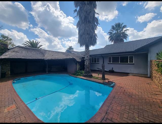3 BEDROOM HOUSE TO LET IN RISIVILLE