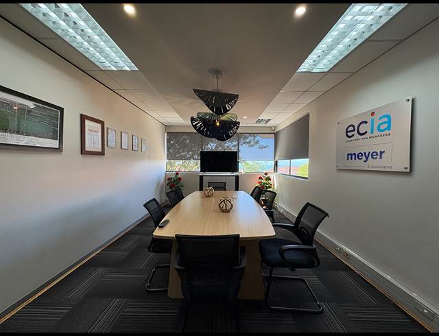 255M² OFFICE TO LET IN LA LUCIA RIDGE
