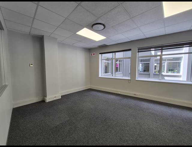 325M² OFFICE TO LET IN SANDTON CENTRAL