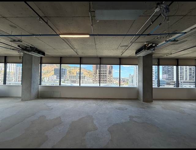 704M² OFFICE TO LET IN CAPE TOWN CITY CENTRE