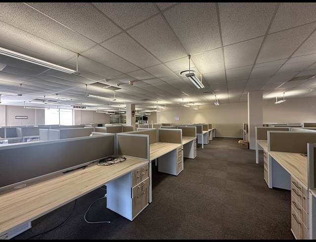 980M² OFFICE TO LET IN SANDTON CENTRAL