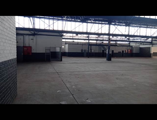 1,237M² WAREHOUSE TO LET IN BENROSE