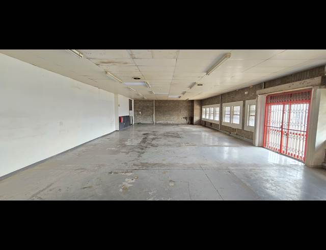 1,373M² WAREHOUSE TO LET IN KYA SANDS