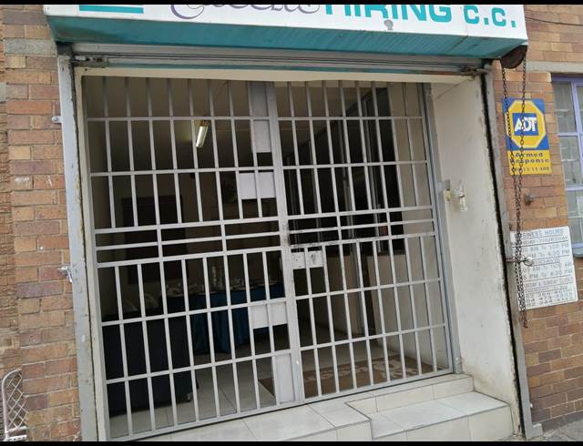 1,000M² WAREHOUSE TO LET IN FORDSBURG