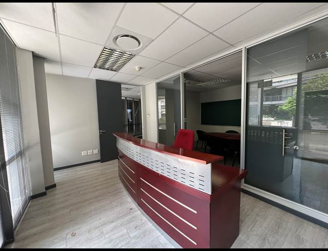 221M² OFFICE TO LET IN SOUTHDOWNS ESTATE