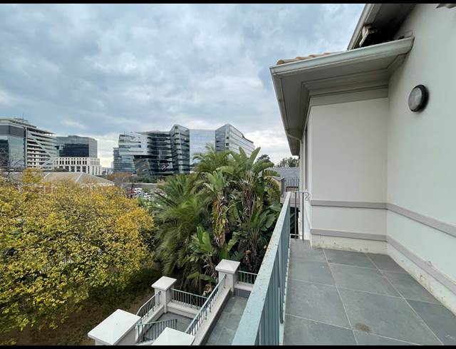 565M² OFFICE TO LET IN SANDTON CENTRAL