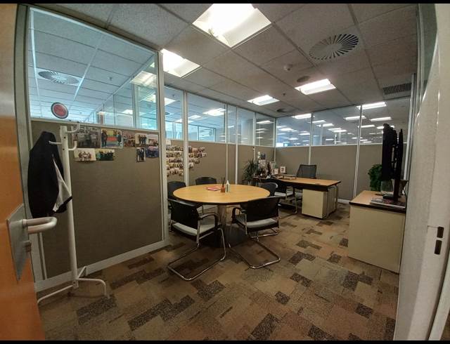 7,143M² FULL FLOOR TO LET IN GOODWOOD CENTRAL