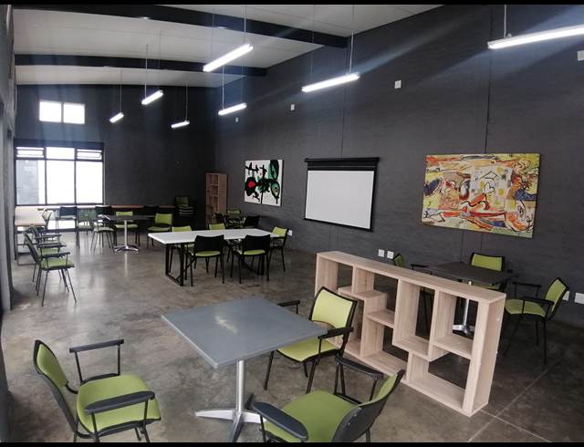 15M² BUSINESS CENTRE TO LET IN PRESIDENT PARK