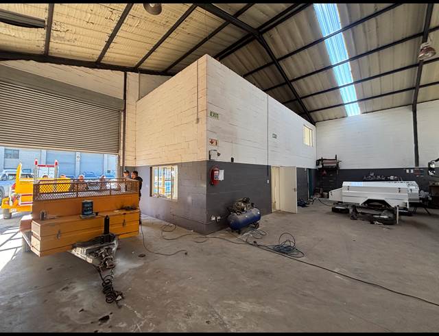 440M² WAREHOUSE TO LET IN BRACKENFELL INDUSTRIAL