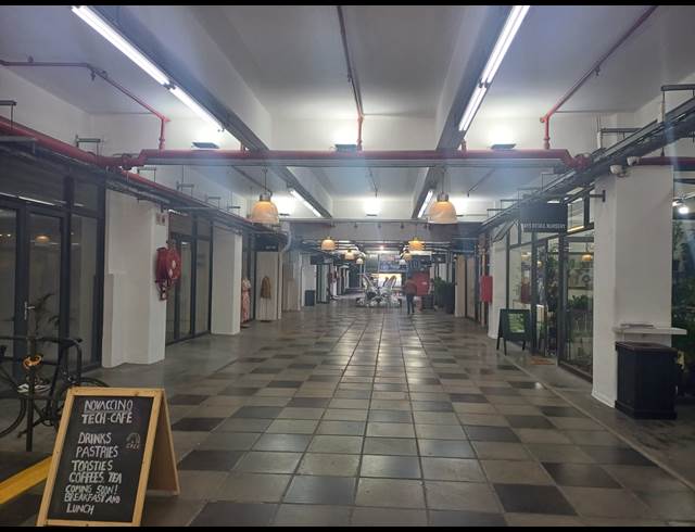 55M² RETAIL TO LET IN WOODSTOCK