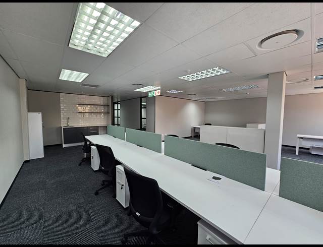 134M² OFFICE RENTED IN GREENSTONE HILL