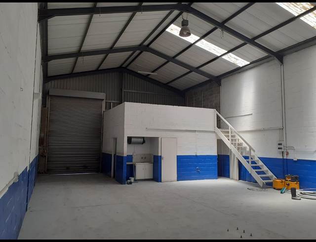 185M² WAREHOUSE TO LET IN KILLARNEY GARDENS