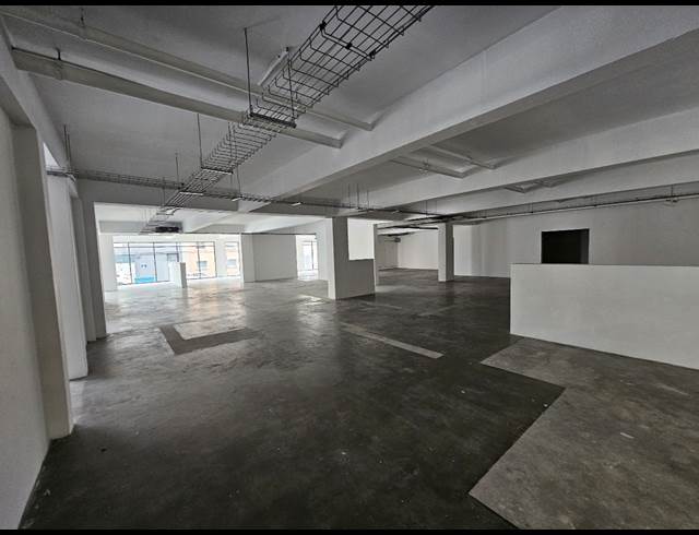 496M² RETAIL TO LET IN WOODSTOCK