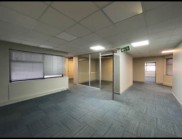 281M² OFFICE TO LET IN RIVONIA