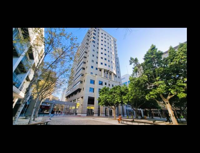 1,012M² OFFICE TO LET IN FORESHORE
