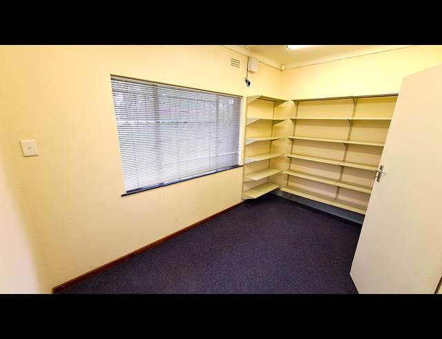 230M² OFFICE TO LET IN NELSPRUIT RURAL