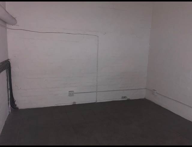 360M² WORKSHOP TO LET IN EPPING INDUSTRIAL