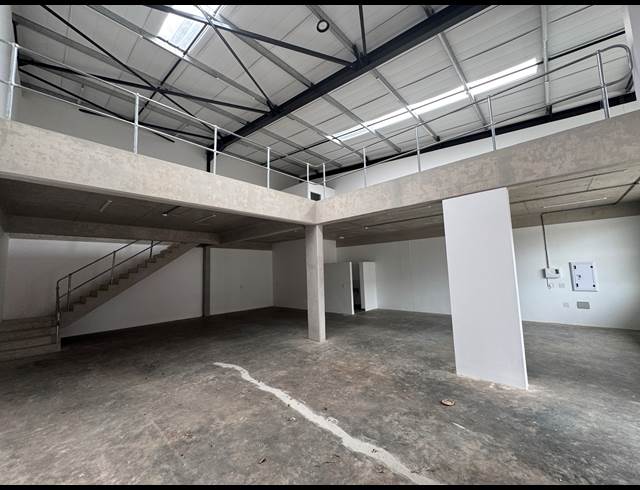 297M² WAREHOUSE TO LET IN GLEN ANIL