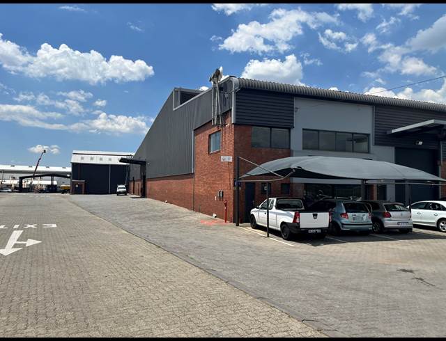 2,020M² WAREHOUSE TO LET IN ELANDSFONTEIN