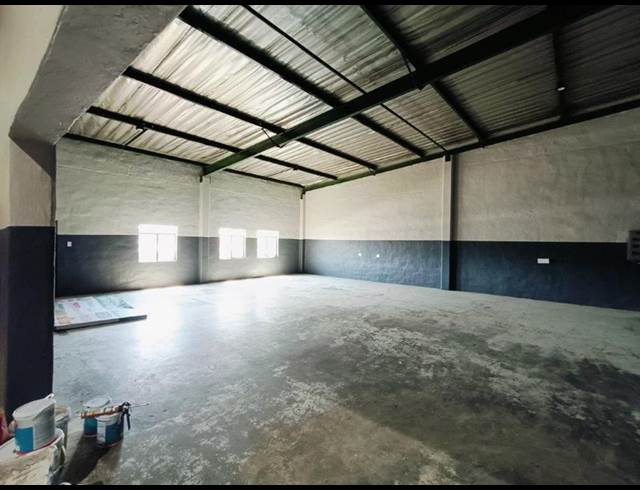 INDUSTRIAL PROPERTY TO RENT IN STRYDOM PARK