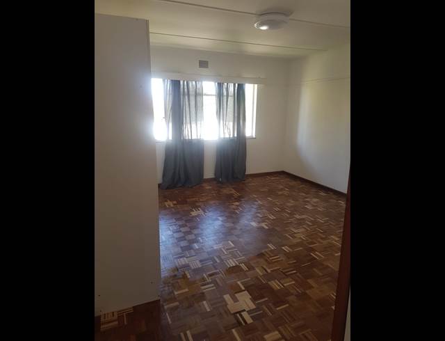 2 bed property to rent in LANGERUG