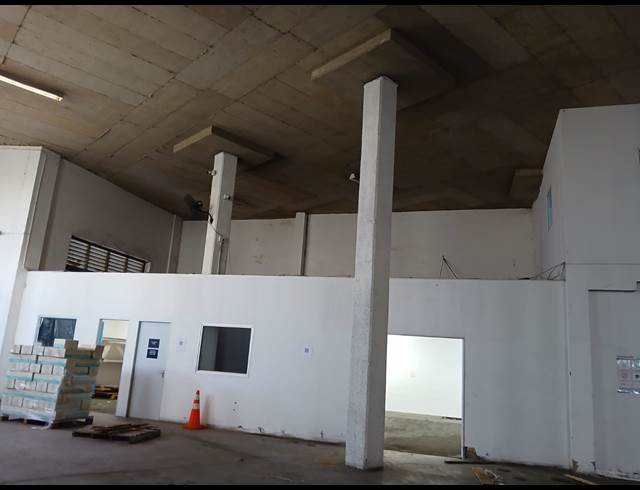 900M² WAREHOUSE TO LET IN RIVERHORSE VALLEY