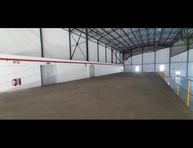 6,420M² WAREHOUSE TO LET IN AIRPORT INDUSTRIA