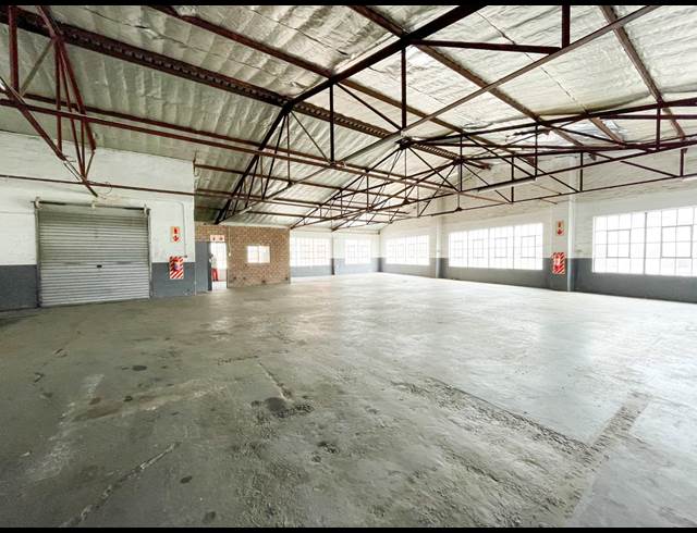375M² WAREHOUSE TO LET IN NEW GERMANY