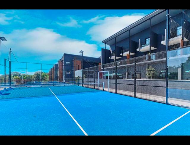 1 BEDROOM PROPERTY TO RENT IN HYDE PARK