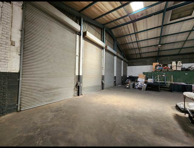 3,260M² WAREHOUSE TO LET IN KILLARNEY GARDENS