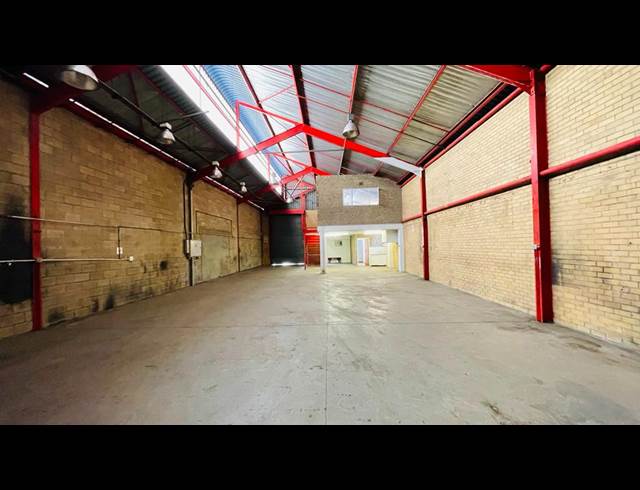 291M² WAREHOUSE TO LET IN ROBERTVILLE