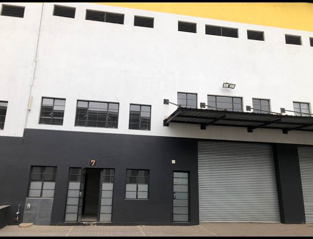 342M² OFFICE TO LET IN POMONA AH