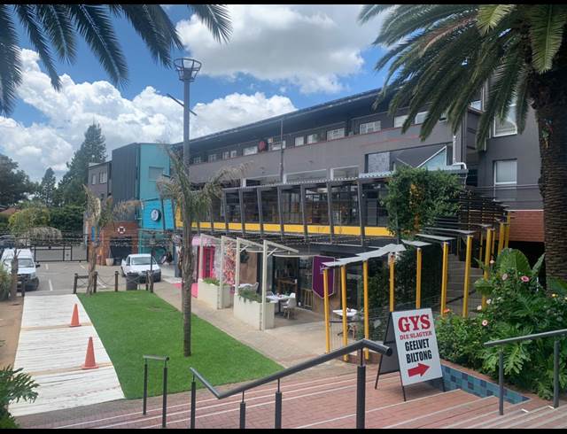 120M² RETAIL TO LET IN WAVERLEY