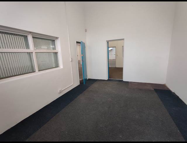 490M² FACTORY TO LET IN NDABENI