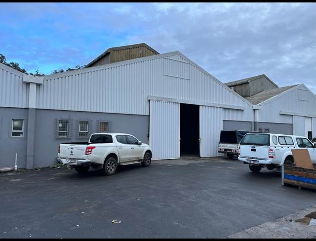 900M² WAREHOUSE TO LET IN KRAAIFONTEIN INDUSTRIA