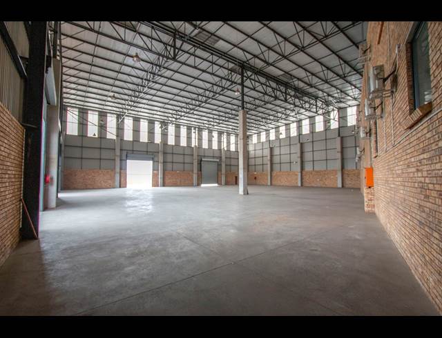 4,314M² WAREHOUSE TO LET IN KYA SANDS