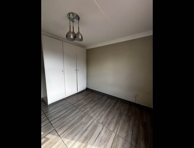 2 BEDROOM APARTMENT TO LET IN MORNINGSIDE